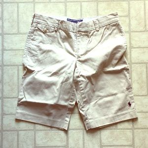 Perfect khaki short!
